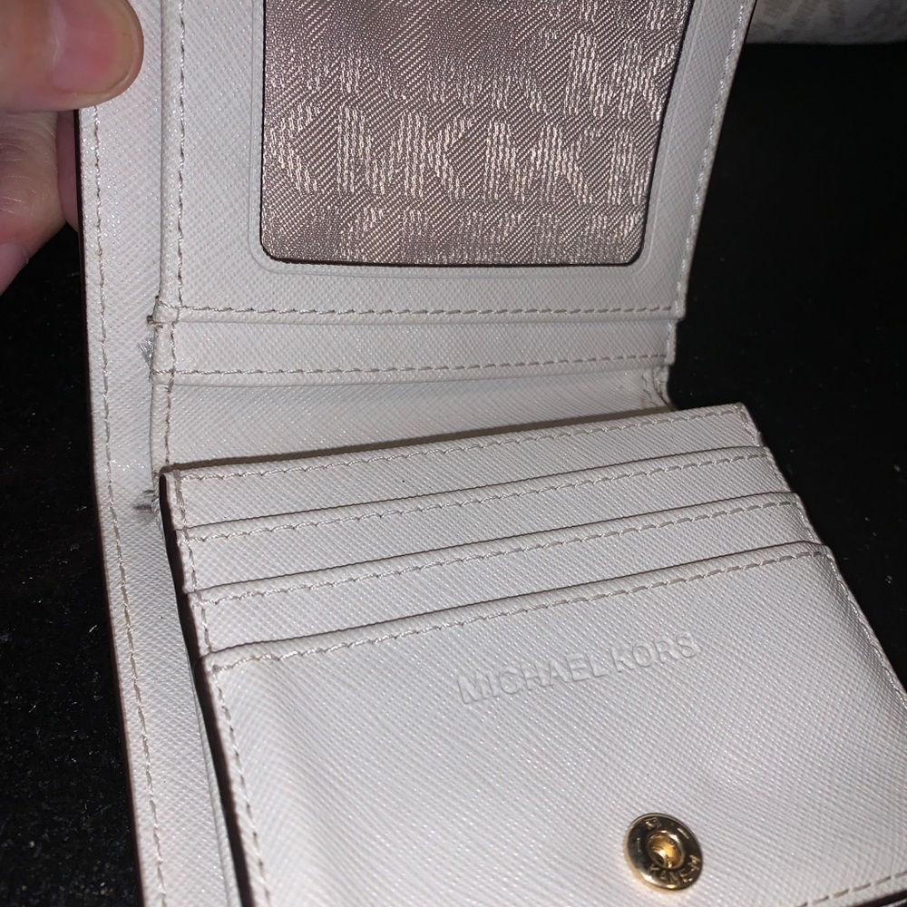 MK wallet